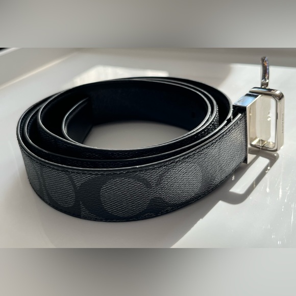 Unisex Coach C Signature Roller Buckle Reversible Belt - Picture 2 of 11